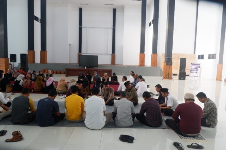 Tadarusan di Aula Bale Guru Linuhung Dinas Pendidikan