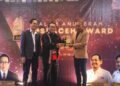 Fokus Bangun Dapil, SMSI Aceh Beri Award Kepada Zulfadli, A.Md