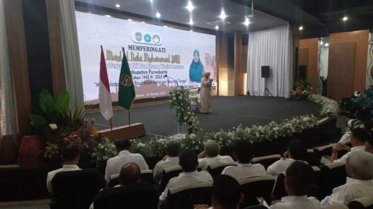Tim Penggerak PKK dan Dharma Wanita Persatuan Purwakarta Gelar Peringatan Maulid Nabi